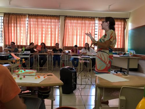 Professores da rede municipal de ensino participaram de formação profissional