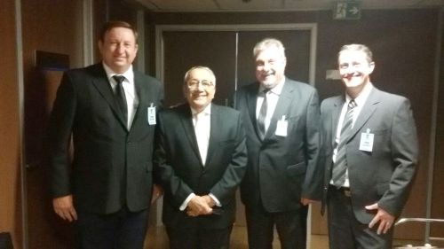 Prefeito Baco vai a Brasília em busca de recursos para o município 