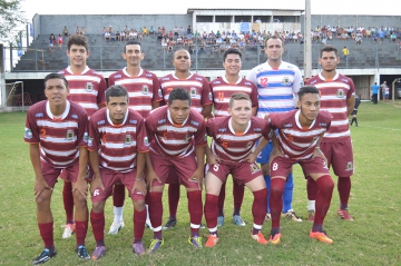 O primeiro jogo de futebol da equipe de Ubirat&ati