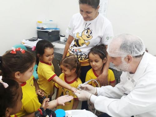 Crianças do CMEI Lugar de Gente Feliz visitam Unidade de Saúde Josefina