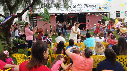 Muita animação na Festa Junina do CMEI Dona Mariquinha