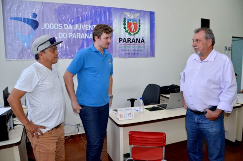Prefeito e secretário de esportes visitam locais de competição dos Jogos da Juventude