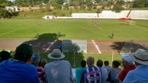 Ubiratã estreia com goleada na Copa Comcam/Sicredi de Futebol