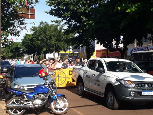 Realizada em Ubiratã passeata de mobilização contra a Dengue