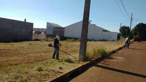 Serviços Urbanos realiza mutirão de limpeza em bairros e encontra muito lixo em terrenos baldios  