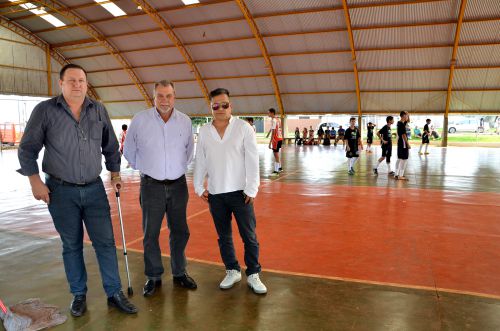Fase macrorregional dos Jogos Escolares do Paraná movimentando a cidade de Ubiratã 