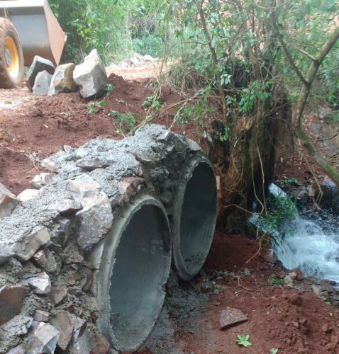 Nova ponte sobre o Córrego Portuguesa na Estrada Tupã