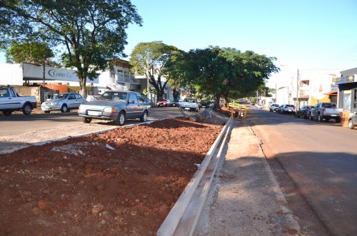 Prefeito Baco, vereadores e lideranças visitam principais obras em andamento 