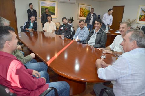 Deputado federal Roman visita prefeito Baco e reafirma compromisso de continuar colaborando com o município 