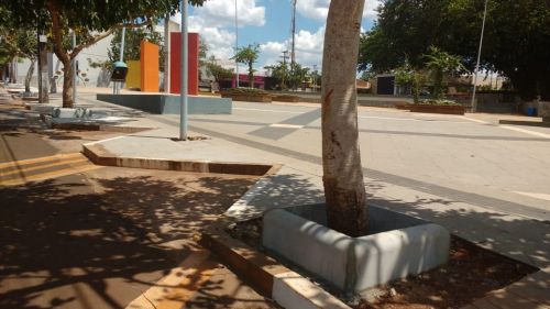 Praça Horácio José Ribeiro recebeu melhorias