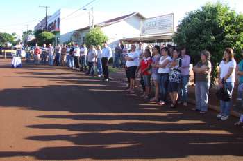 Representantes de diversos segmentos da sociedade ubiratanense participaram da cerimnia