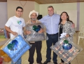 Assistncia Social e Provopar distriburam cobertores para 400 famlias