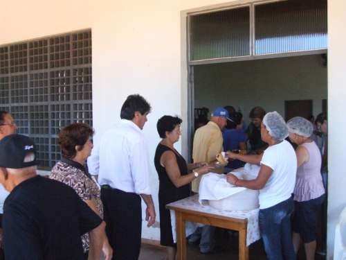 A reabertura do Centro de Convivncia deixou os idosos muito felizes