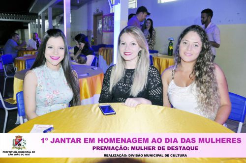 Mulheres são premiadas em jantar comemorativo 