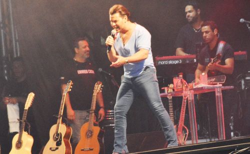 Expo Assis começou com 40 mil pessoas no Show de Eduardo Costa