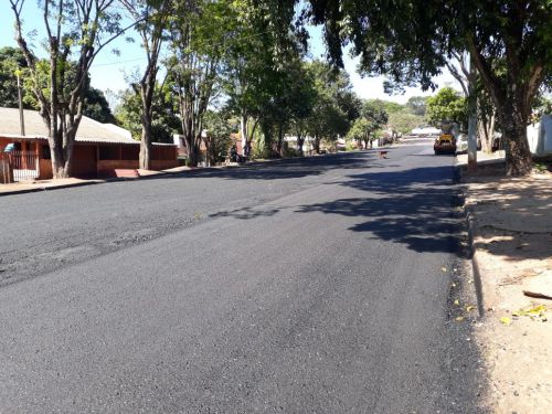 Prefeitura realiza recapeamento asfáltico em ruas da região central