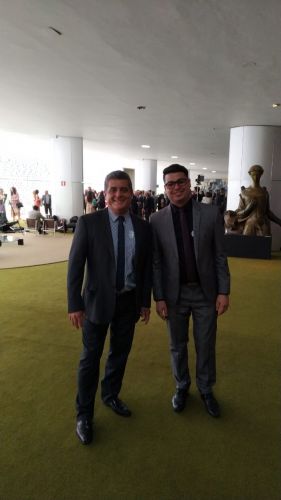 Prefeito e comitiva de vereadores conquistam recursos em Brasília